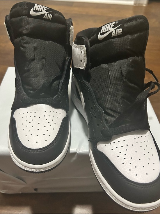 Nike Other - Nike Kids Black and White High-Top Sneakers